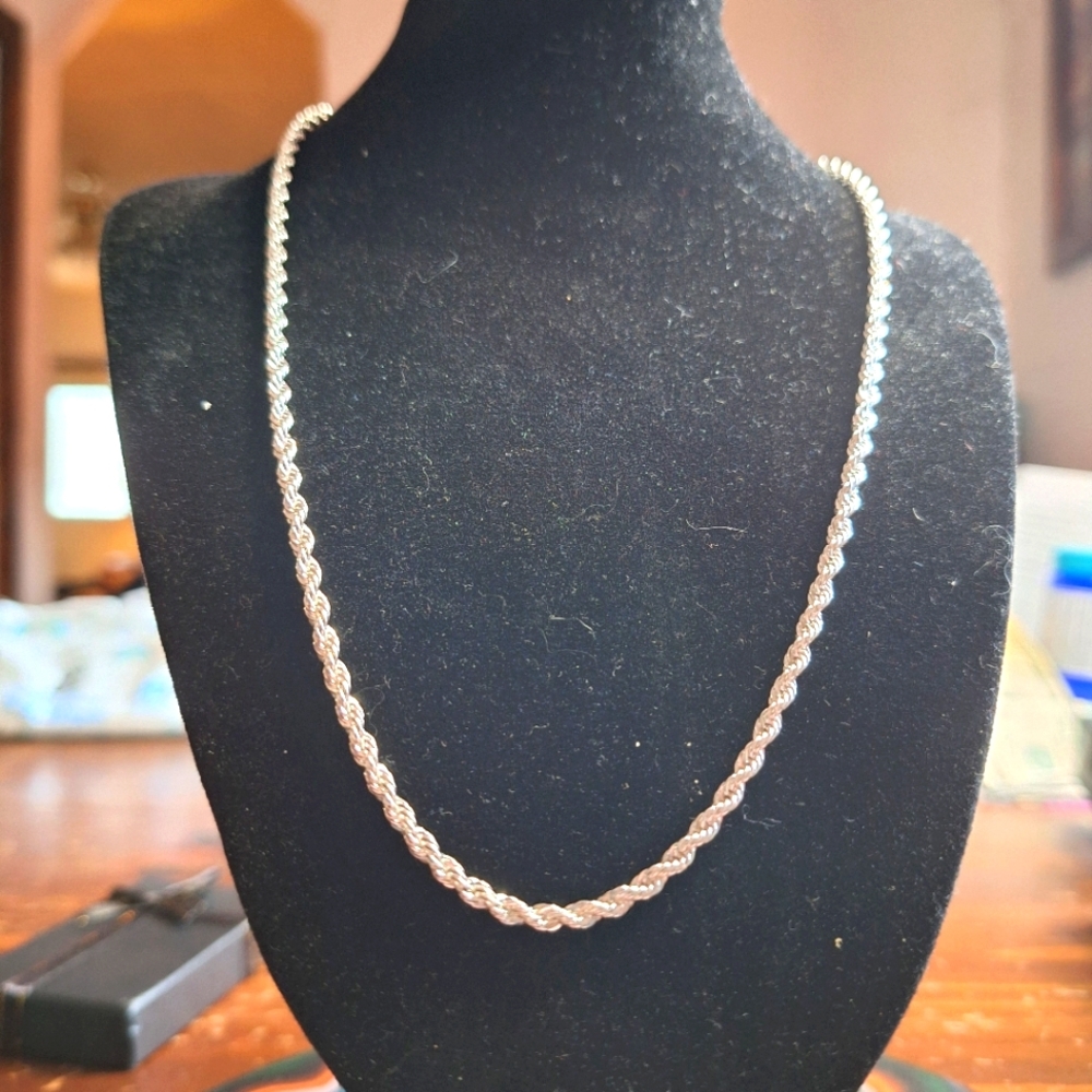 Twist chain necklace 18 inches sterling silver plated